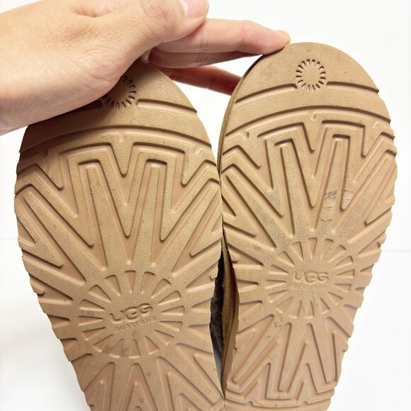 UGG CAMBRIDGE BROWN WINTER BOOTS WOMEN SIZE USA 7 - Picture 2 of 8